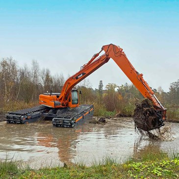 bell-20ton-amphibious-excavator-hd